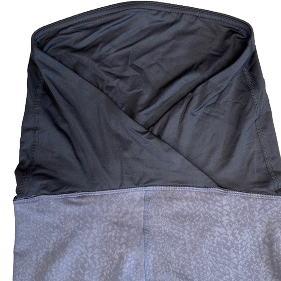 NWT Isabel by Ingrid & Isabel Maternity Dark Gray Active Leggings size XS - Picture 4 of 5